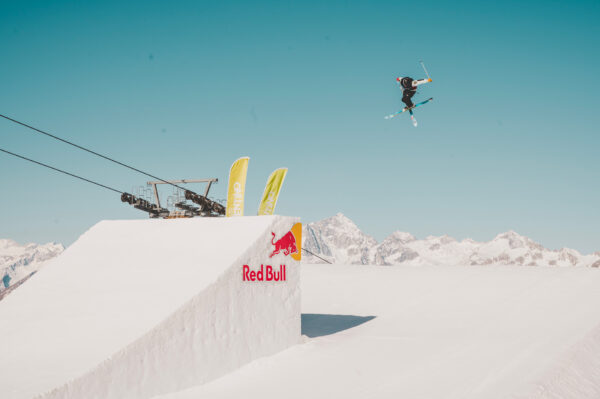 Ursus Snowpark-World Rookie Tour